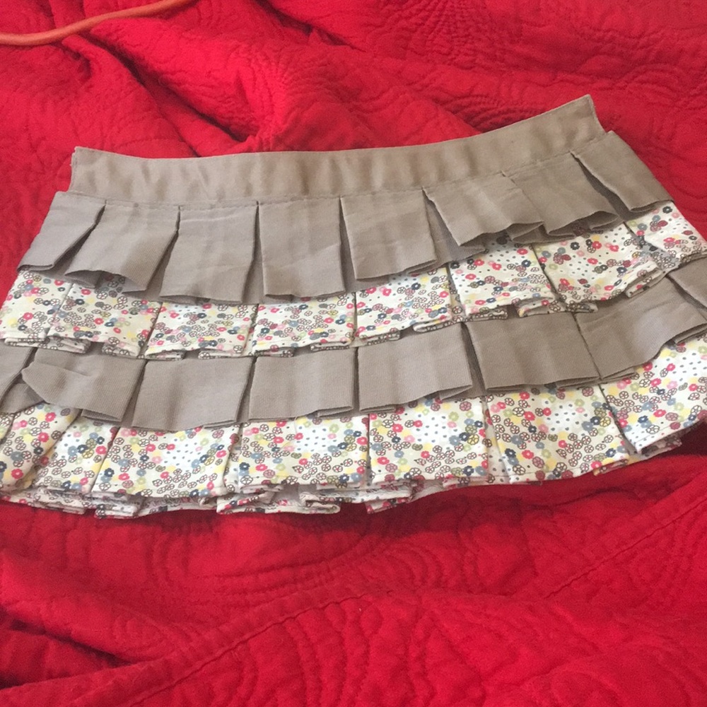 Thirty One Elite Fitted Purse Skirt